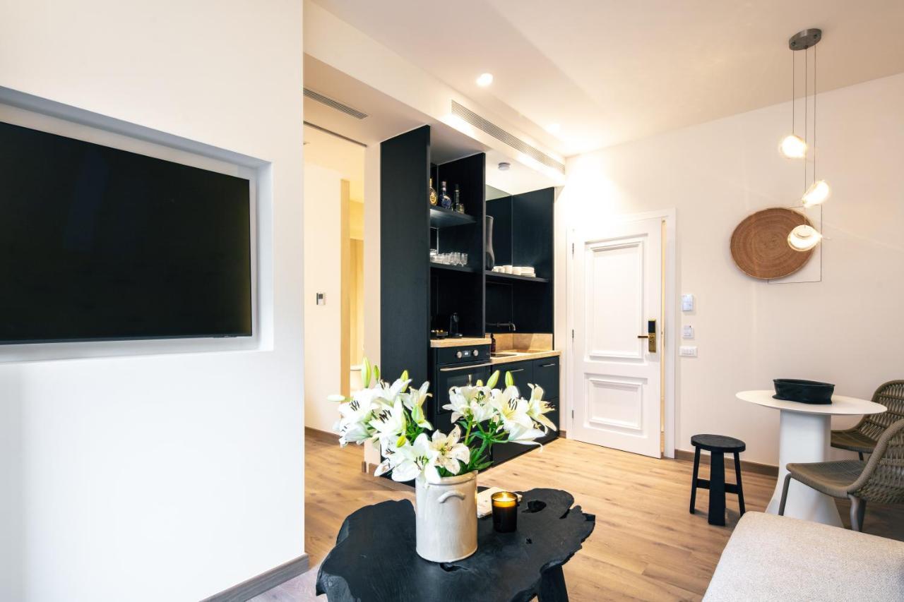 Path I & II - A Taste Of Elegance Apartment Ханя Екстериор снимка